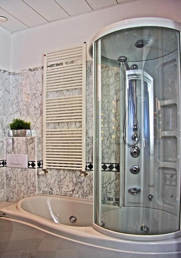 Raffaello Al Duomo - Bufalini Apartments Florence Ngoại thất bức ảnh